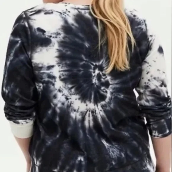 Torrid Active Cupro Tie Dye Sweatshirt - Picture 3 of 8